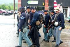 2011_train_robbery_skirmish_39_20111011_1760352128